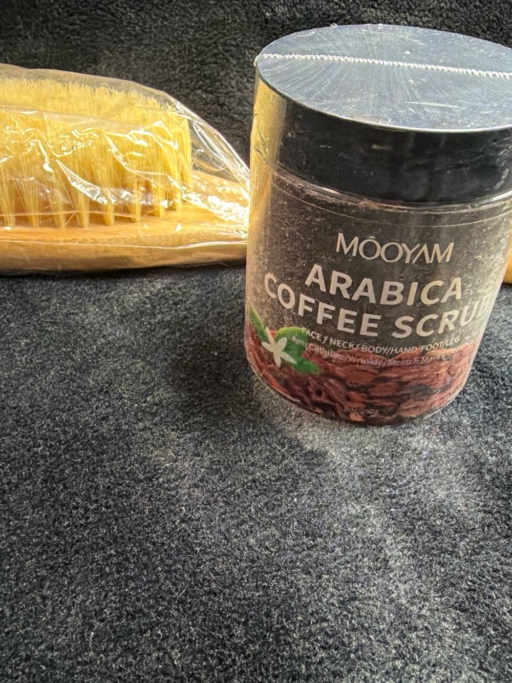 Cellulite treatment Coffee Scrub - Brown Exfoliating Body Polish with brush